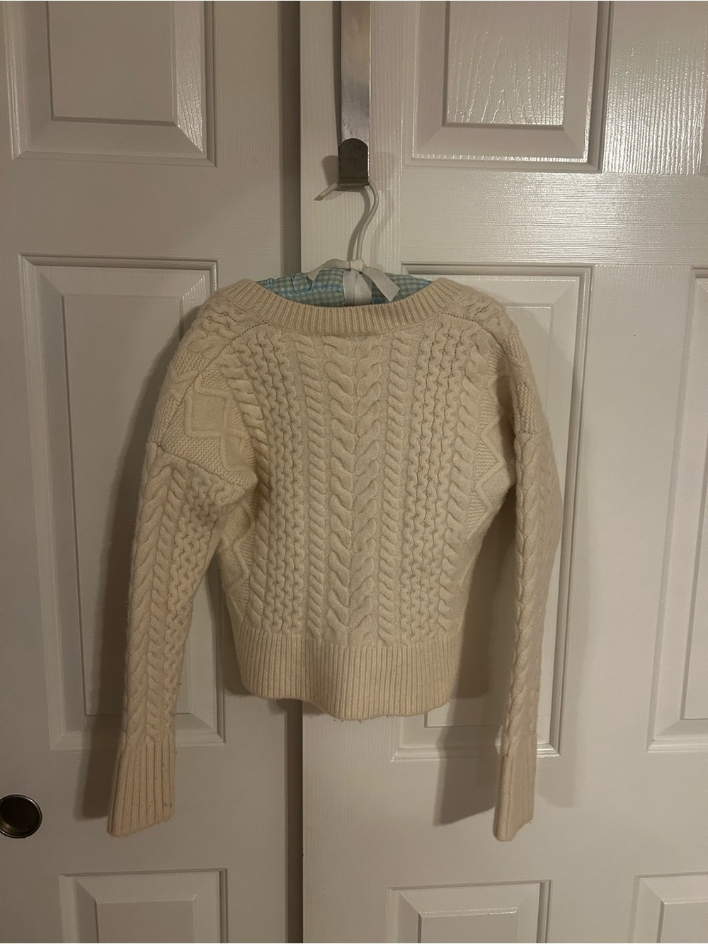 Vineyard Vines Cream Cable Knit V-Neck Sweater - Picture 3 of 3